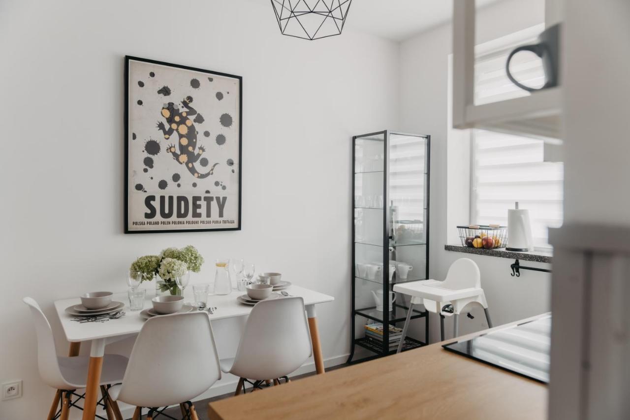 Jeleni Zakatek - Apartament W Stolicy Karkonoszy Jelenia Gora Bagian luar foto