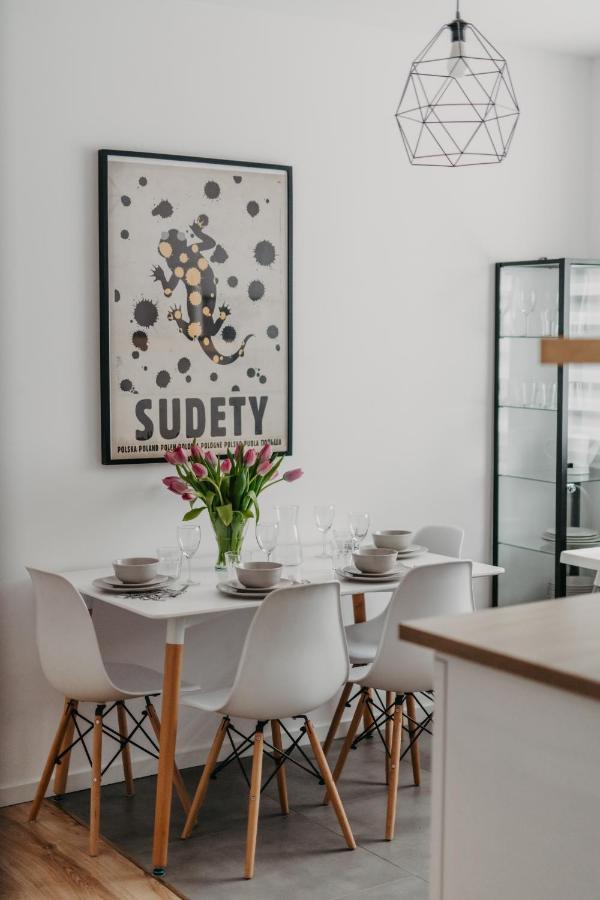 Jeleni Zakatek - Apartament W Stolicy Karkonoszy Jelenia Gora Bagian luar foto